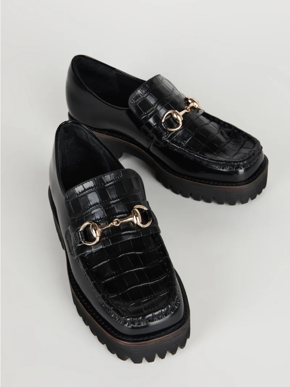 HK-2 CROC LUG SOLE LOAFER